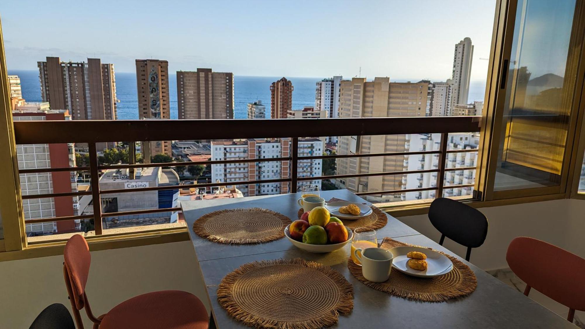 Acuarium Levante Beach Apartment Бенидорм Екстериор снимка