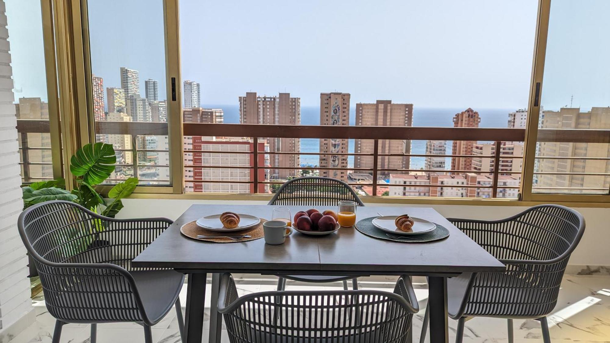 Acuarium Levante Beach Apartment Бенидорм Екстериор снимка