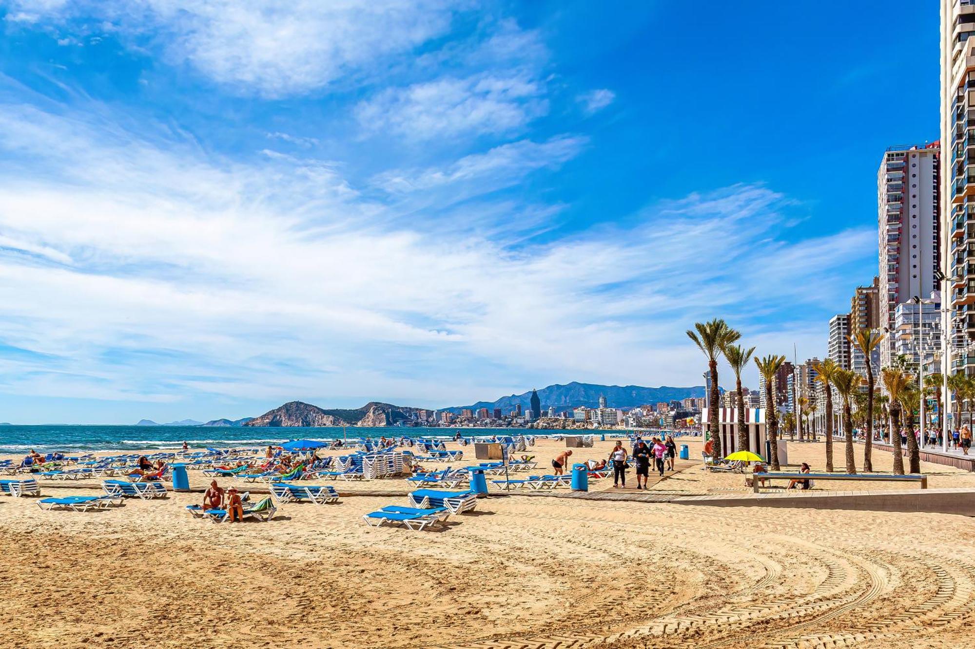 Acuarium Levante Beach Apartment Бенидорм Екстериор снимка