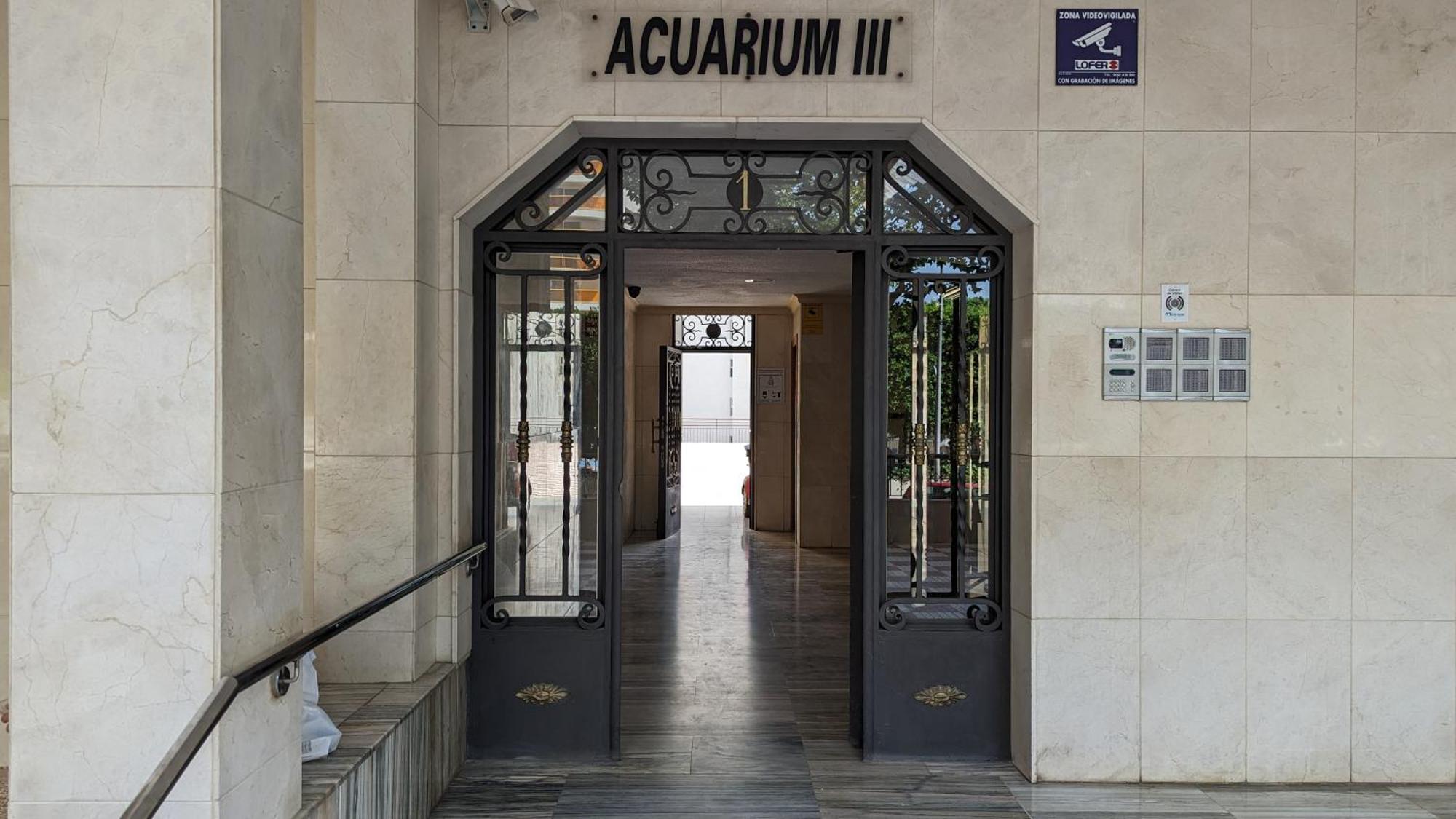 Acuarium Levante Beach Apartment Бенидорм Екстериор снимка